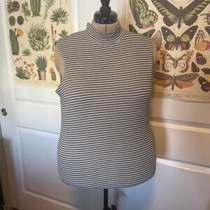 Vintage avenue grey and black mock neck tank